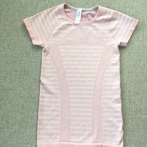 Pink ivivva small top